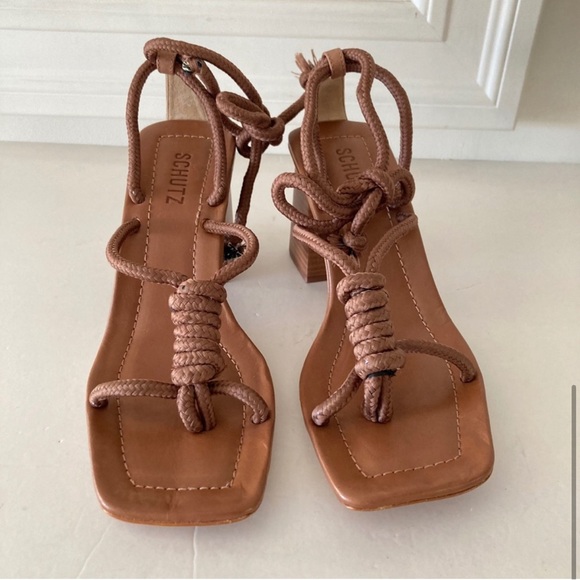 Schutz Anthropologe Angieh Brown Rope
Strappy Heels Size 8 - Picture 6 of 8
